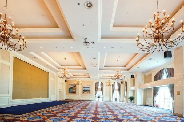 Ballroom - Yantai Lantian Hotel (Fisherman's Wharf Scenic) (Yantai)