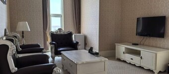 Yantai Lantian Hotel (Fisherman's Wharf Scenic)