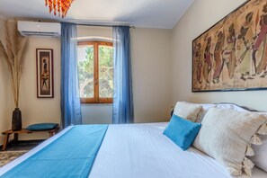 2 chambres, fer et planche à repasser, Wi-Fi gratuit, draps fournis