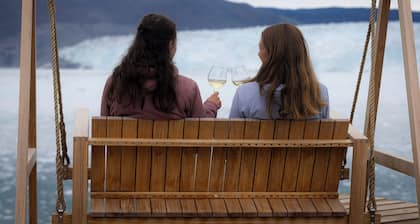 Eqi Glacier Lodge - World of Greenland