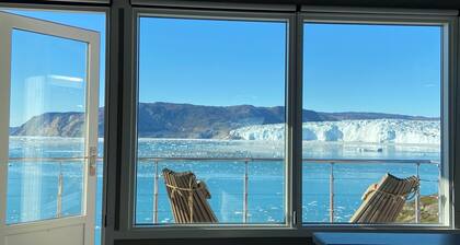 Eqi Glacier Lodge - World of Greenland