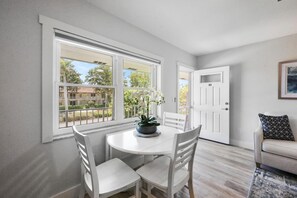 Dining - Tempting Second Floor Unit Located in Seabreeze South (Marco Island)
