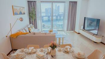 Fernseher, Stereoanlage