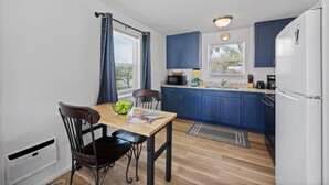 Condo, 1 Queen Bed (Condo located in Goodland just a shor) | Private kitchen - Condo Located in Goodland Just a Short Walk From Great Food (Goodland)