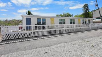 Condo, 1 Queen Bed (Condo located in Goodland just a shor) | Exterior