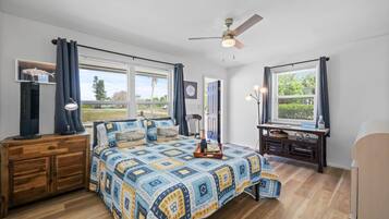 Condo, 1 Queen Bed (Condo located in Goodland just a shor) | 1 bedroom