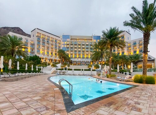 Captal Stay | 2 Apt | The Address Fujairah