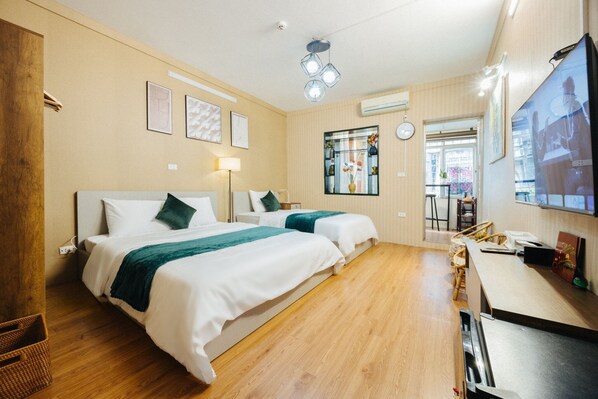 1 bedroom, iron/ironing board, free WiFi