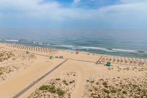 Beach nearby, sun-loungers