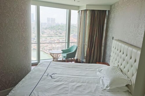 Xiamen IMAY Designer Seaview Apartment (Shimao Twin Towers Branch)