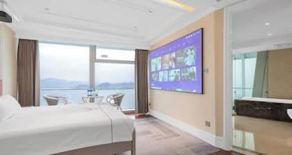 Xiamen IMAY Designer Seaview Apartment (Shimao Twin Towers Branch)