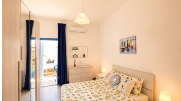 2 Schlafzimmer, Bügeleisen/Bügelbrett, Bettwäsche