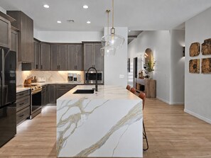 Coffee/tea maker, fridge, microwave, oven - Luxury Home | Pool, Slide + Spa | Arcade Game Room (Lake Havasu City)