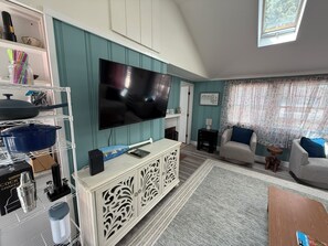 Smart TV, books