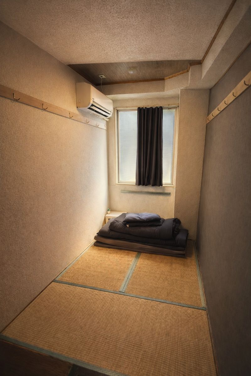 免费 WiFi、床单