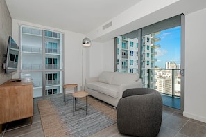 1 bedroom, Internet