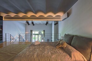 1 dormitorio y ropa de cama