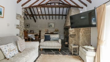 Cottage | Interior