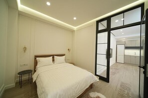 Condo Prestigio, 2 habitaciones, para no fumadores, cocina | Decoración personalizada y muebles diferentes 