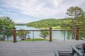 Terrace/patio - Lakefront Escape with Private Dock (LaFollette)