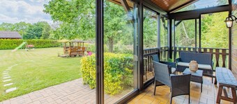 Charming wooden house with private garden - relaxation guaranteed