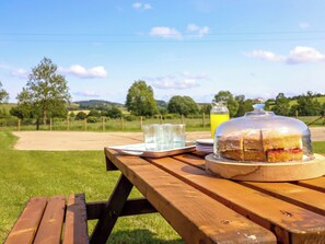 Cottage | Outdoor dining - Upper Dolarddyn (Welshpool)