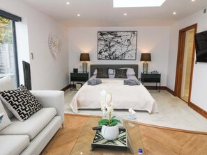 1 ห้องนอน, ห้องพักตกแต่งอ  ย่างมีเอกลักษณ์, ตกแต่งพิเศษโดยเฉพาะ, Wi-Fi ฟรี