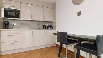 Vaisselle et ustensiles