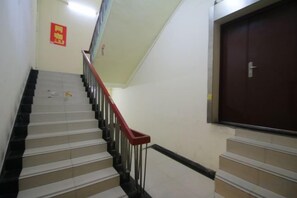 Unclassified image, 4 of 12, button - Shanghai Yimeng Business Hotel (Pudong South Road Subway Station) (Shanghai)