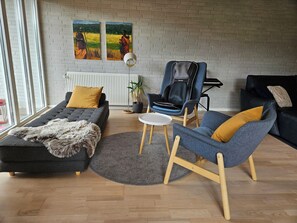 Smart-tv, böcker och datorskärmar