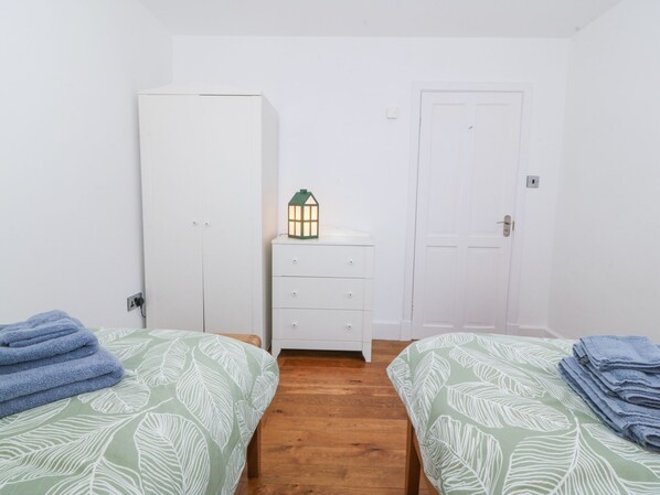 3 室のベッドルーム、客室ごとに異なる装飾、客室ごとに異なるインテリア、WiFi (無料)