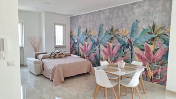 1 Schlafzimmer, BĂŒgeleisen/BĂŒgelbrett, WLAN, BettwĂ€sche