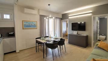 Een smart-tv en boeken