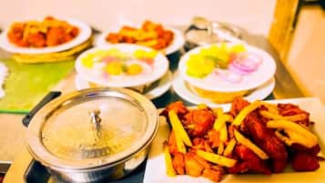 Alimentos y bebidas