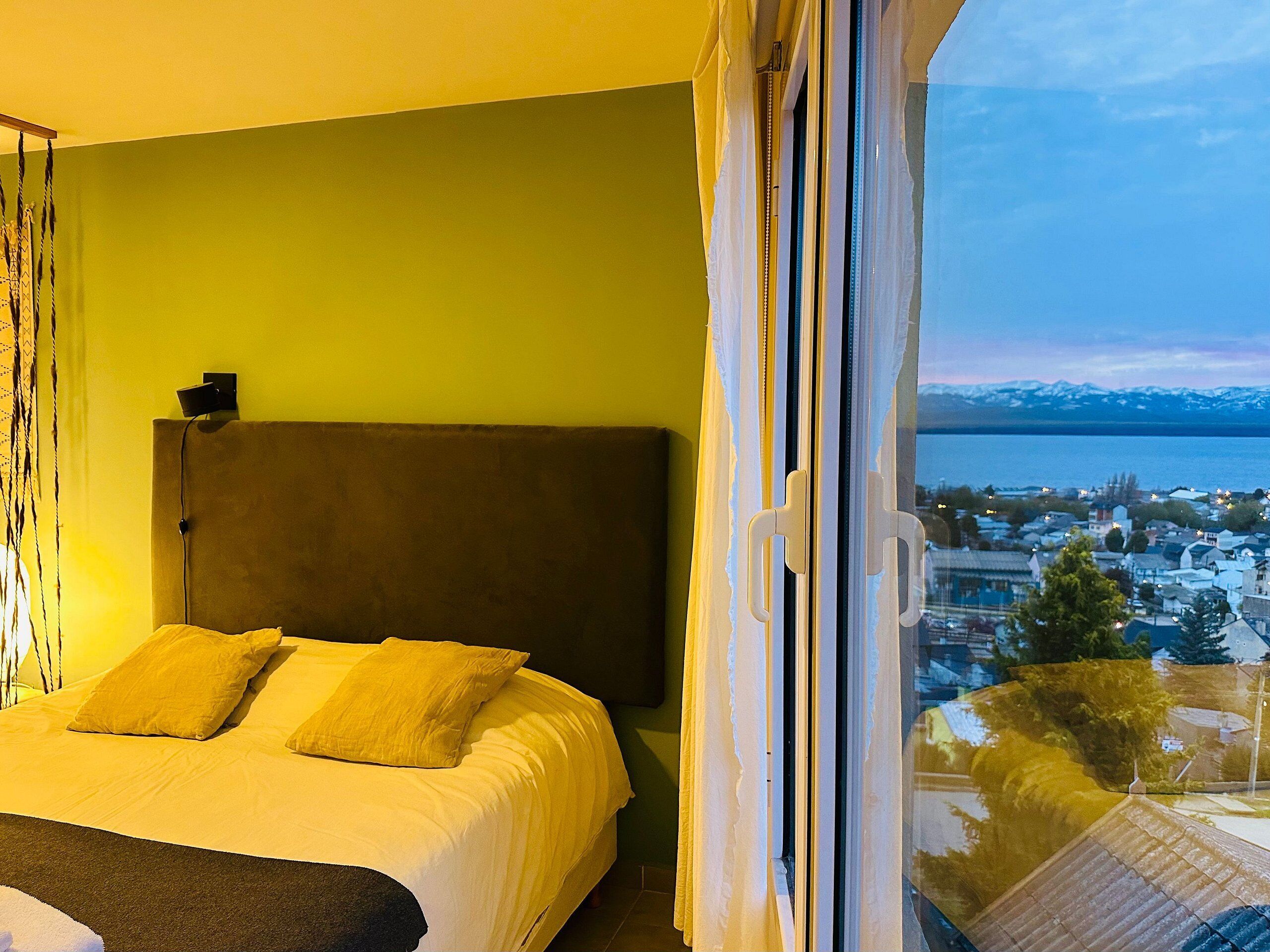 1 habitación y ropa de cama 