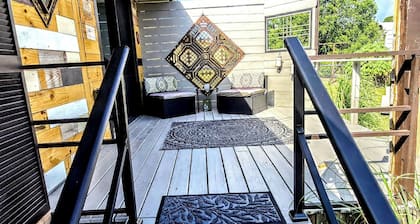 Cozy 2BR Bungalow Near Weeki Wachee Springs