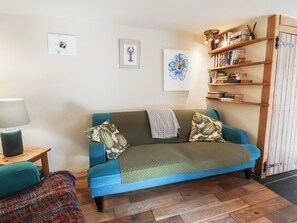 Living area - Tadworthy Tower (Bideford)