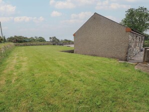 Property grounds - Bryn Caled (Pwllheli)