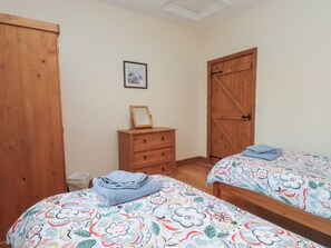 2 bedrooms, individually decorated, individually furnished, free WiFi - Bryn Caled (Pwllheli)