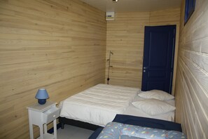 3 Schlafzimmer, Bügeleisen/Bügelbrett, Reisekinderbett, kostenloses WLAN