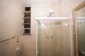 Apartment | Bathroom