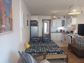 1 bedroom, iron/ironing board, WiFi, bed sheets