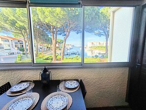 Dining - Apartment for 4 with breathtaking view (Saint-Cyprien)