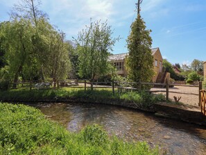 Property grounds - The Annexe, Cleveley Mill (Chipping Norton)