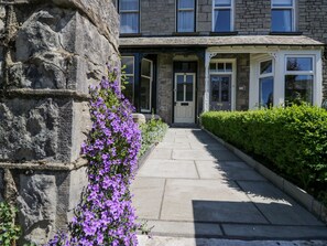 Exterior detail - 14 Castle Garth (Kendal)