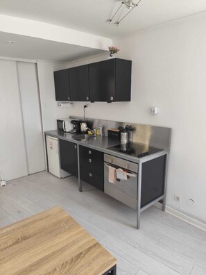 Mikrowelle, Ofen, Herdplatte