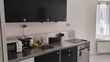 Microwave, oven, stovetop