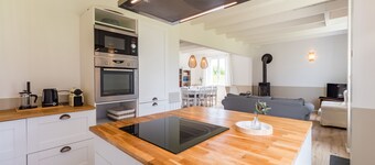 Un Air de Famille  - proche de la plage