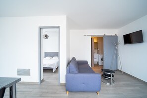 1 Schlafzimmer, Bügeleisen/Bügelbrett, kostenloses WLAN, Bettwäsche