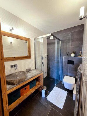 Shower, hair dryer, towels - Holy Cow | Design apartment close to the slopes (Les Gets)
